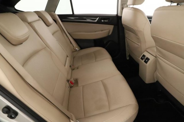 Subaru Outback  2.0 D 