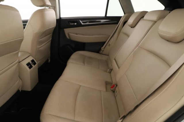 Subaru Outback  2.0 D 