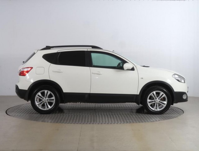 Nissan Qashqai  1.6 Visia