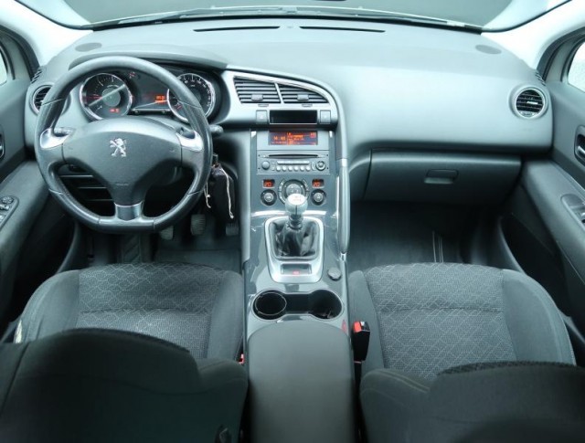 Peugeot 3008  1.6 BlueHDi 