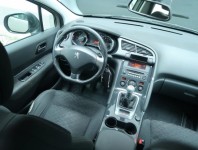 Peugeot 3008  1.6 BlueHDi 