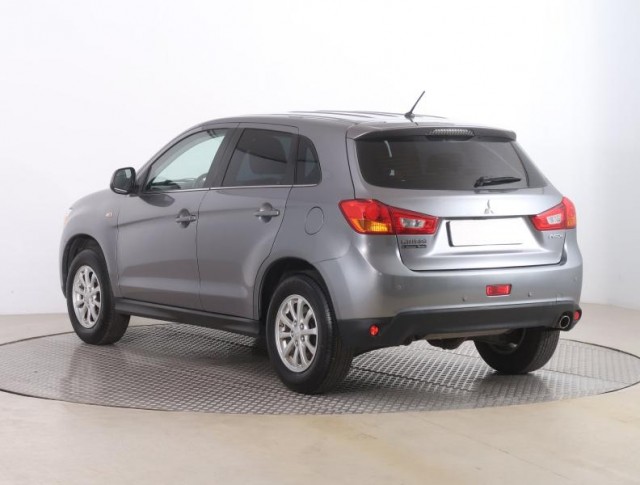 Mitsubishi ASX  1.6 MIVEC Intense