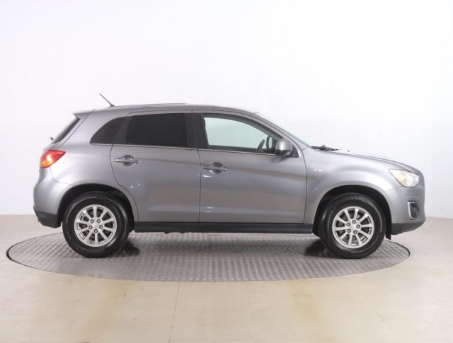 Mitsubishi ASX  1.6 MIVEC Intense