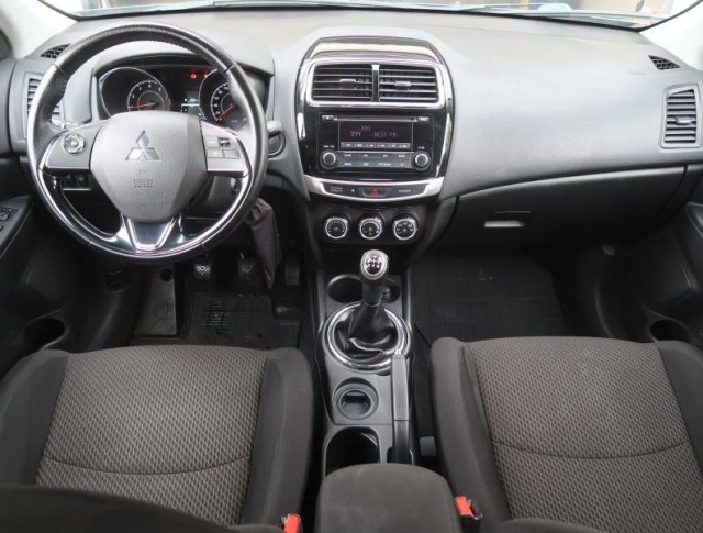 Mitsubishi ASX  1.6 MIVEC Intense