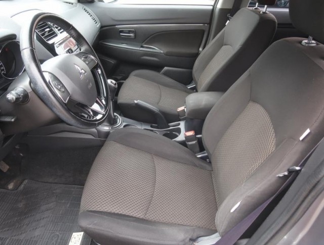 Mitsubishi ASX  1.6 MIVEC Intense