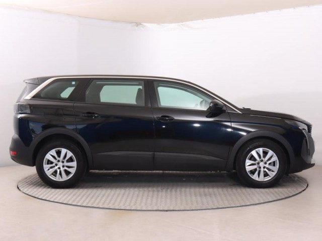Peugeot 5008  1.5 BlueHDi 