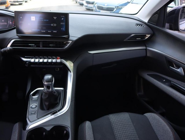 Peugeot 5008  1.5 BlueHDi 