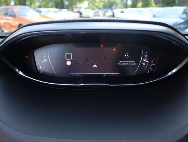 Peugeot 5008  1.5 BlueHDi 