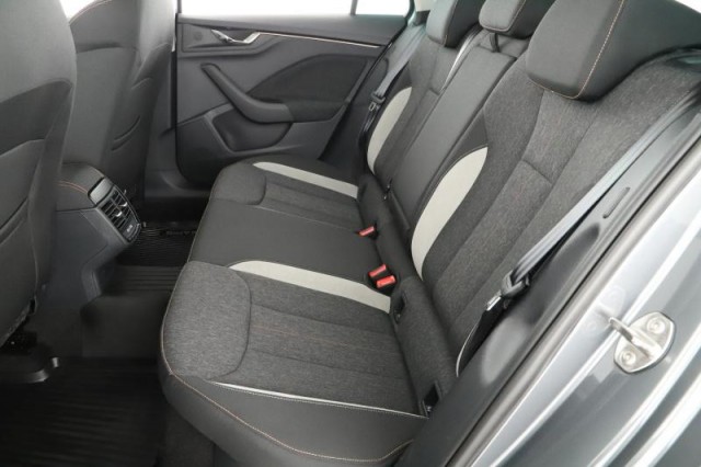 Škoda Kamiq  1.5 TSI 