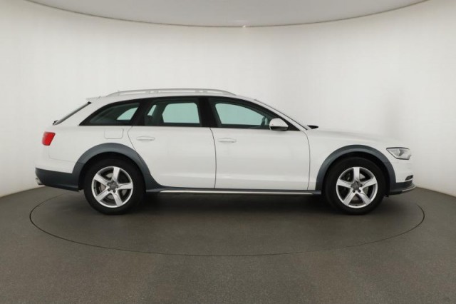 Audi A6 Allroad  3.0 TDI 