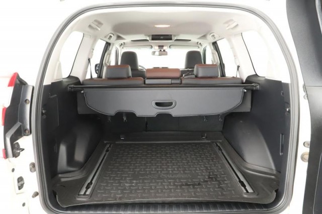 Toyota Land Cruiser  2.8 D-4D 