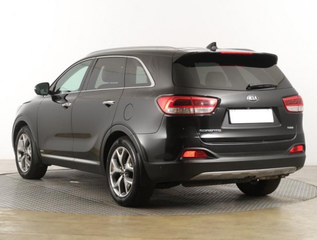 Kia Sorento  2.2 CRDi 