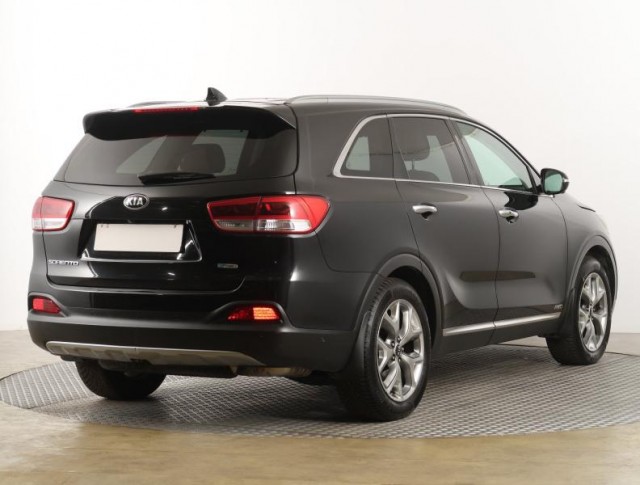 Kia Sorento  2.2 CRDi 