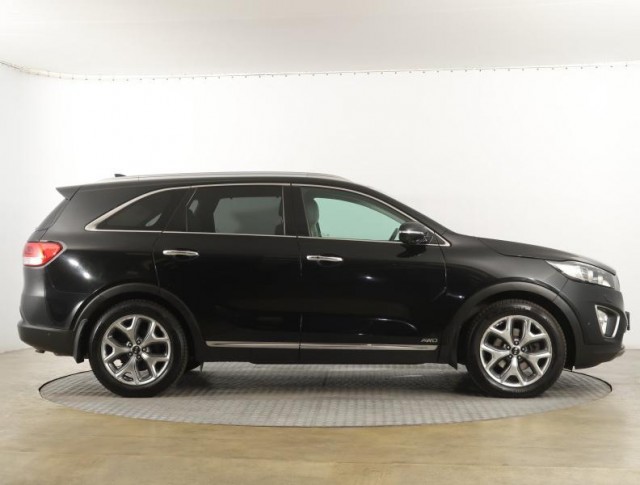 Kia Sorento  2.2 CRDi 