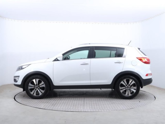 Kia Sportage  2.0 CVVT 