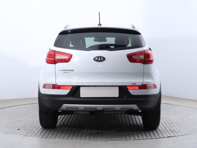 Kia Sportage  2.0 CVVT 