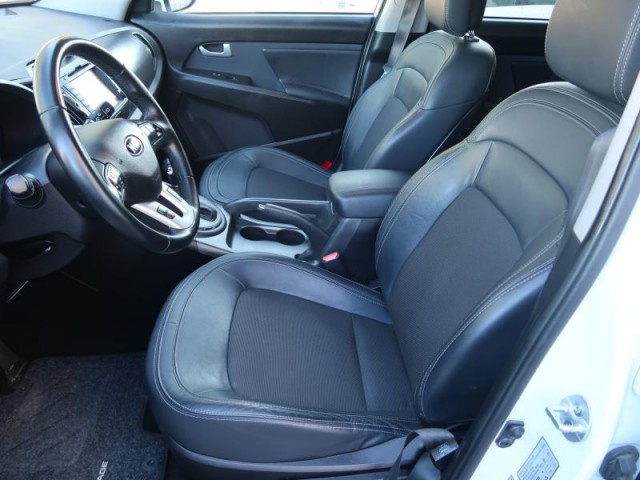 Kia Sportage  2.0 CVVT 