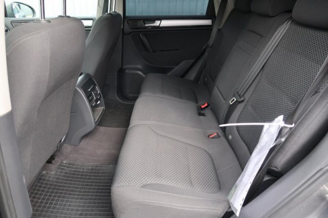 Volkswagen Touareg  3.0 TDI Business