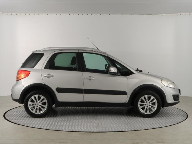 Suzuki SX4  1.6 VVT GL