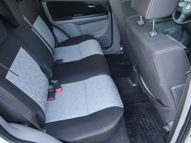 Suzuki SX4  1.6 VVT GL