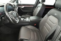 Volkswagen Touareg  3.0 TDI R-Line