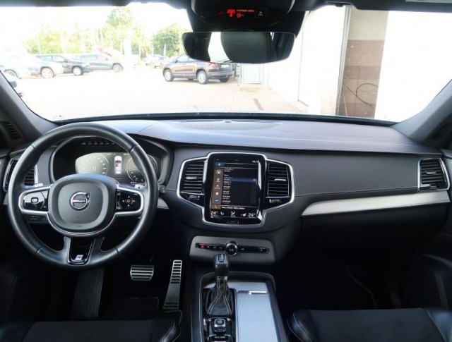 Volvo XC90  D5 AWD R-Design