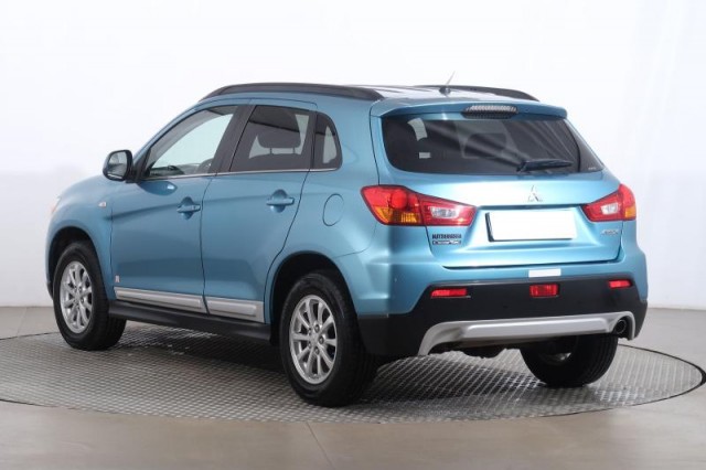 Mitsubishi ASX  1.8 DI-D MIVEC 