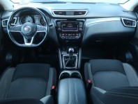 Nissan Qashqai  1.3 DIG-T 