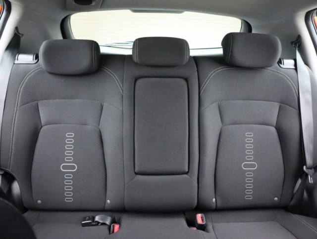 Kia Sportage  2.0 CRDi 
