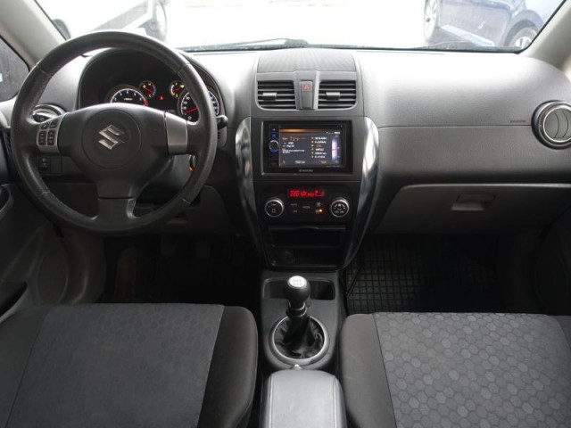 Suzuki SX4  1.6 VVT 