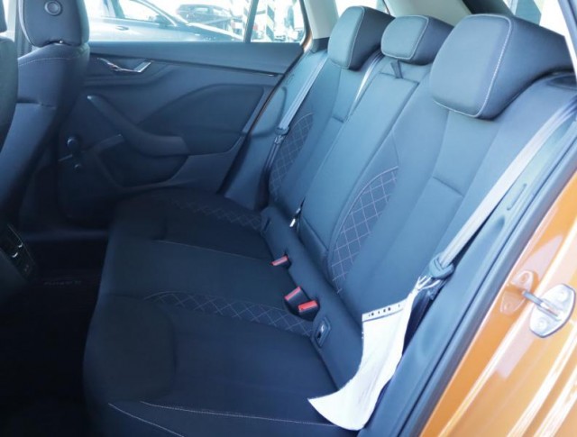 Škoda Kamiq  1.0 TSI Ambition