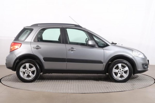 Suzuki SX4  1.6 VVT GLX+