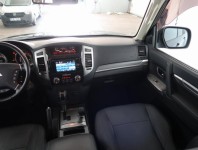 Mitsubishi Pajero  3.2 DI-D 
