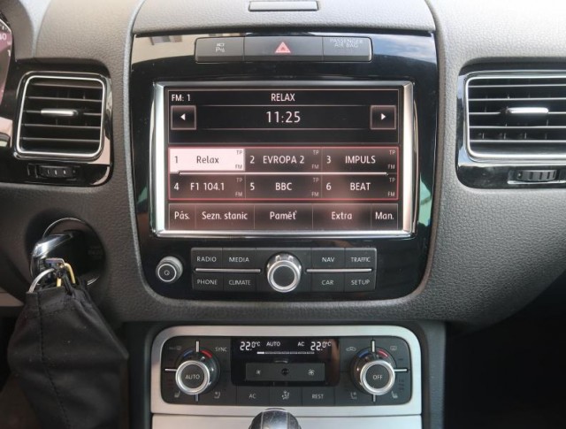 Volkswagen Touareg  3.0 TDI 