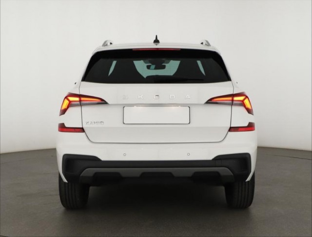 Škoda Kamiq  1.0 TSI Drive