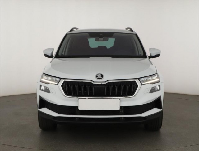 Škoda Karoq  1.5 TSI Fresh