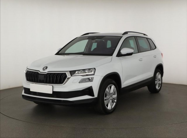 Škoda Karoq  1.5 TSI Fresh