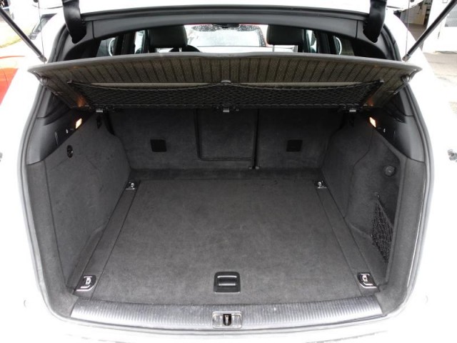 Audi Q5  3.0 TDI sport