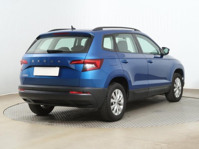 Škoda Karoq  1.0 TSI Ambition