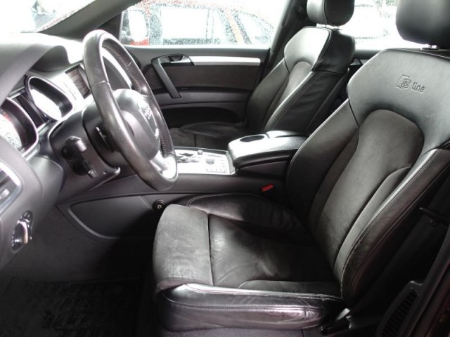 Audi Q7  3.0 TDI S-Line