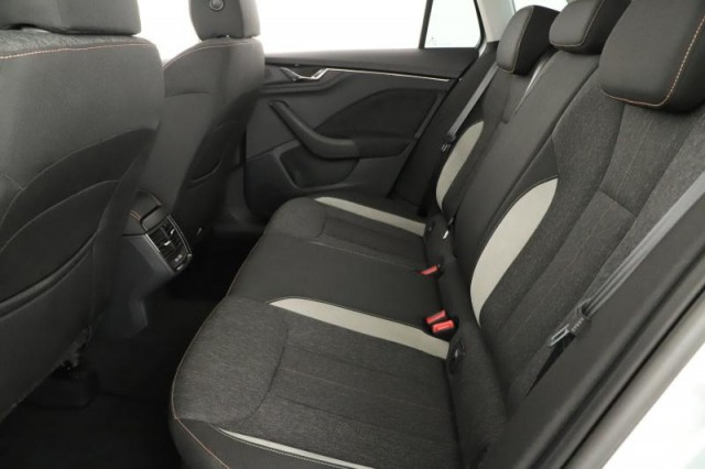 Škoda Kamiq  1.0 TSI Style