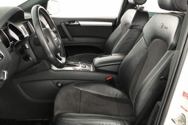 Audi Q7  3.0 TDI 