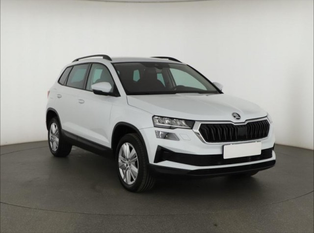 Škoda Karoq  1.5 TSI Fresh