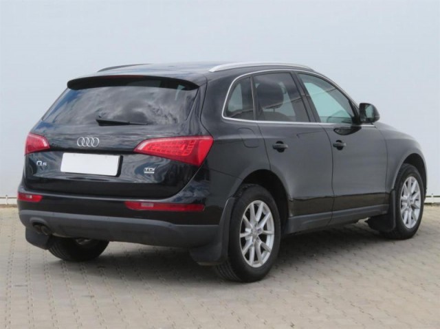 Audi Q5  2.0 TDI 