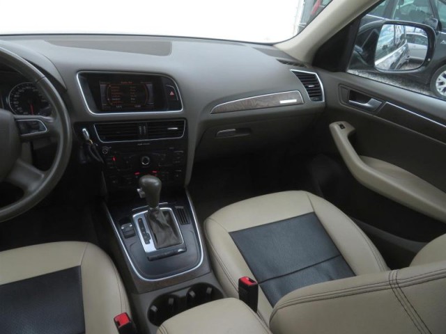 Audi Q5  2.0 TDI 