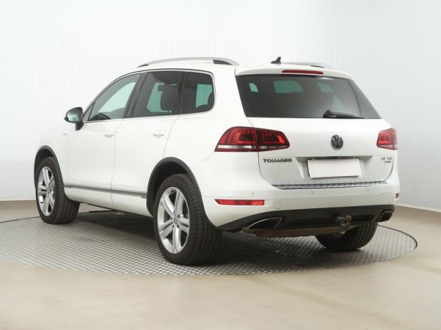 Volkswagen Touareg  3.0 TDI 