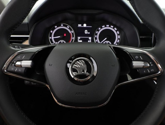 Škoda Kamiq  1.0 TSI Style