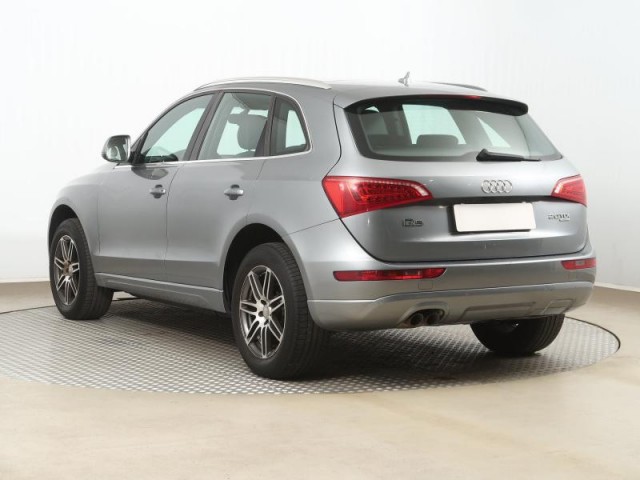 Audi Q5  2.0 TDI 