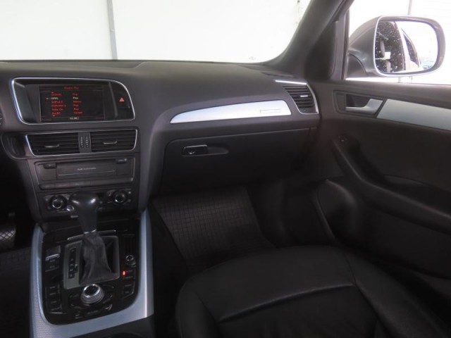Audi Q5  2.0 TDI 