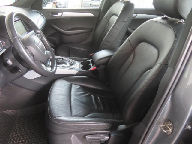 Audi Q5  2.0 TDI 
